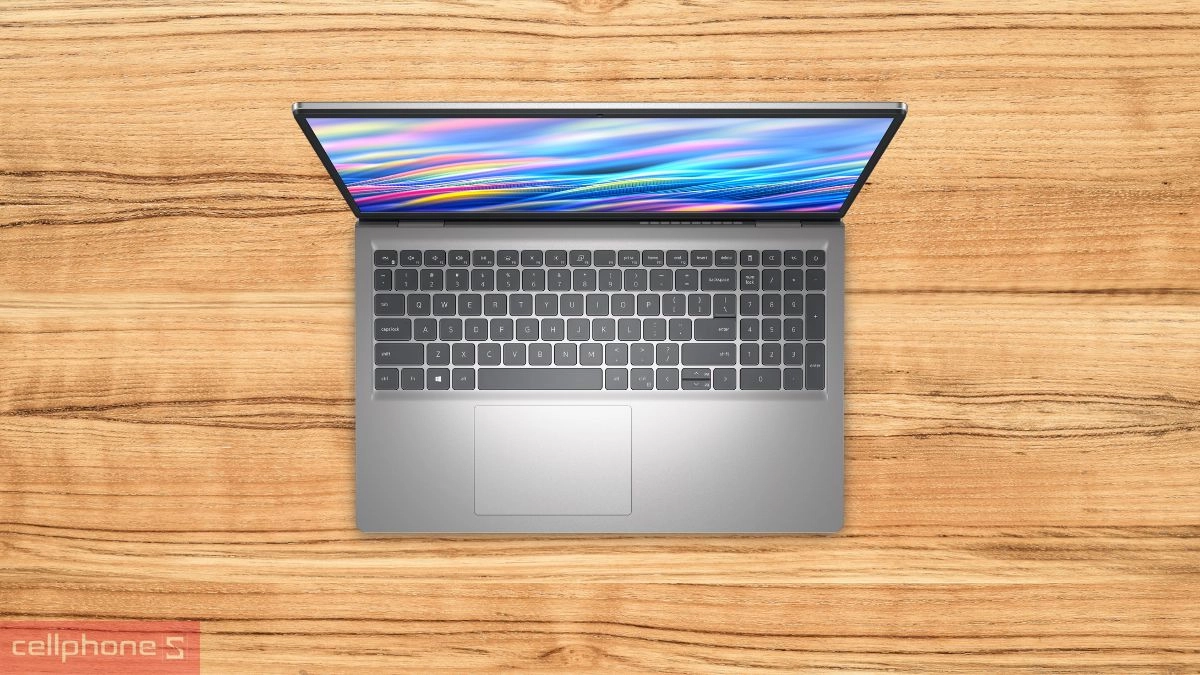 Dell 15 dc15250 sở hữu touchpad rộng, hỗ trợ thao tác đa điểm linh hoạt