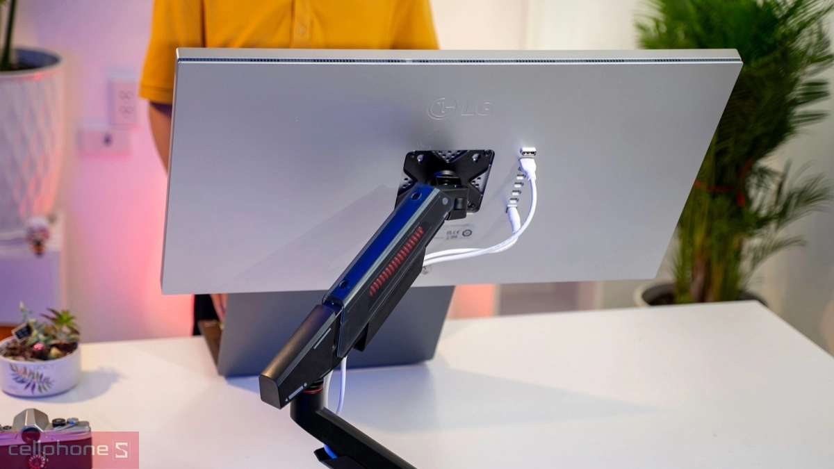 Giá treo màn hình HyperWork T9 Pro Gen 3 24 - 57 inch