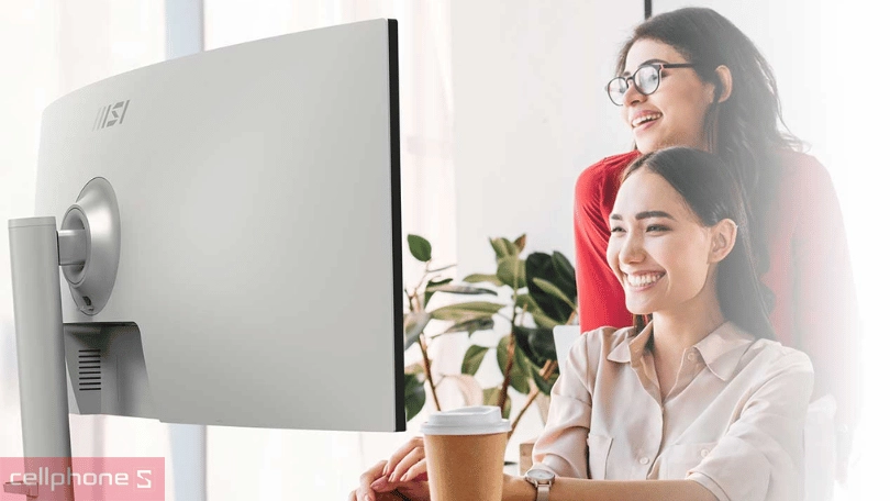 Cổng kết nối của màn hình cong MSI Modern MD342CQPW Type C PD 98W 34 inch