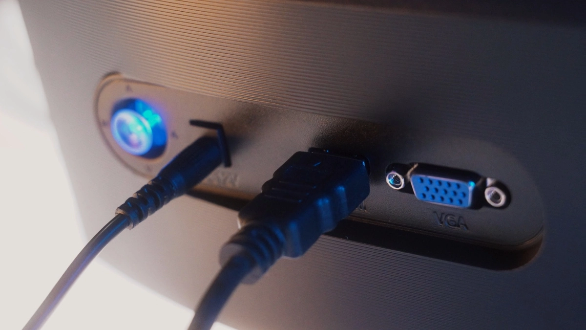 Trang bị HDMI và VGA màn hình VSP V2510F1 25 inch