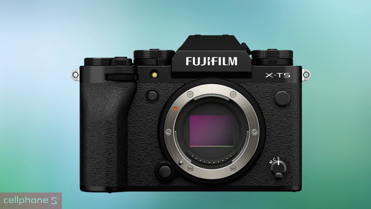 Màn hình lật ba chiều của máy ảnh Fujifilm XT5