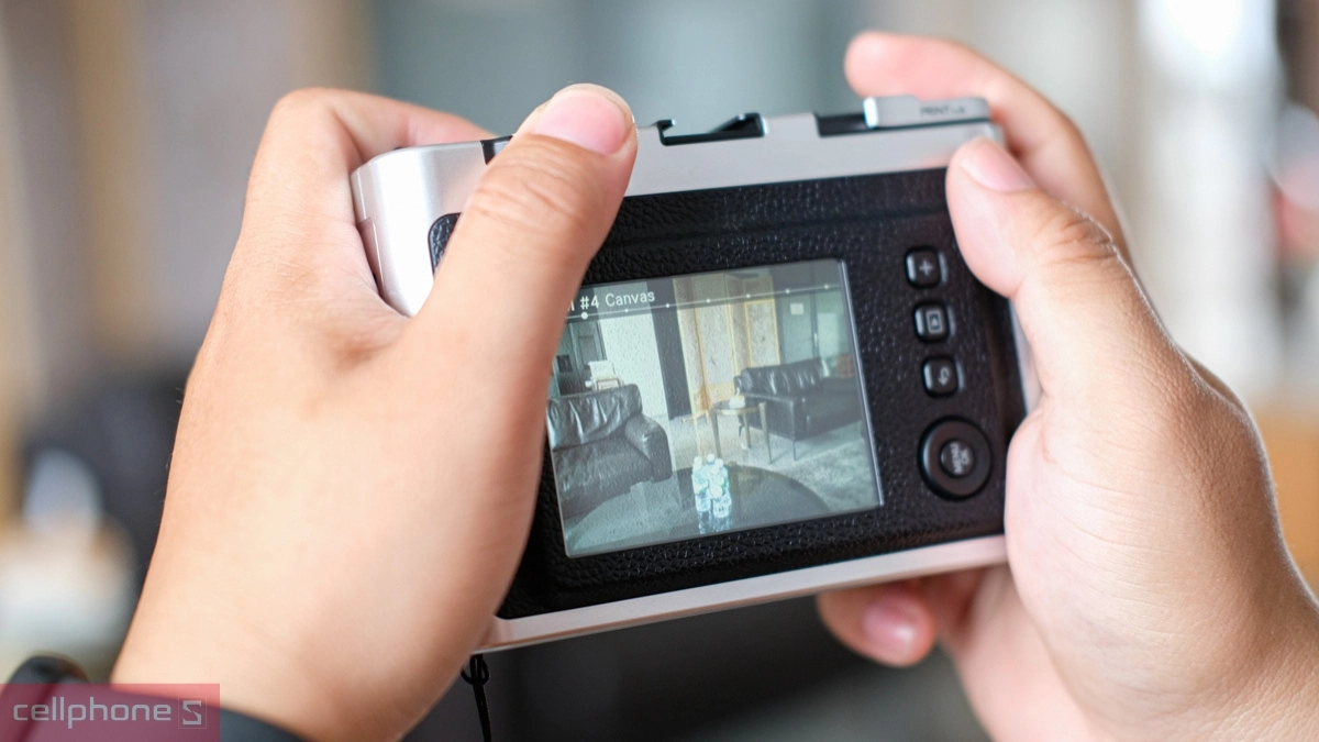 Màn hình LCD 3.0 sắc nét