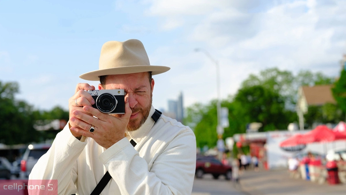 Pin máy ảnh Fujifilm X-E5 (Kèm lens Fujifilm XF 23mm F2.8 R WR)