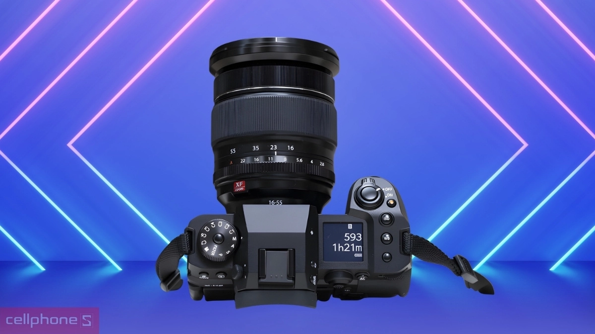 Ống kính, cảm biến của máy ảnh Fujifilm X-H2 kèm Lens Fujifilm XF16-80mm F4 R OIS WR