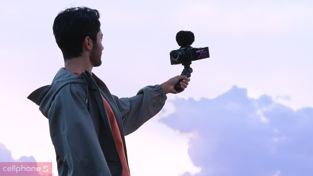 Pin và thời lượng sử dụng của máy ảnh Fujifilm X-S20 (kèm ống kính Fujifilm XF16-50mm F2.8-4.8 R LM WR)