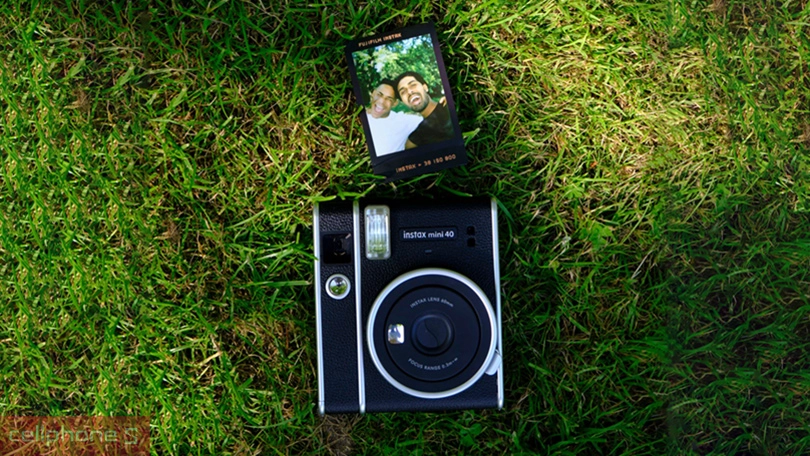 Thiết kế máy ảnh Fujifilm Instax Mini 40