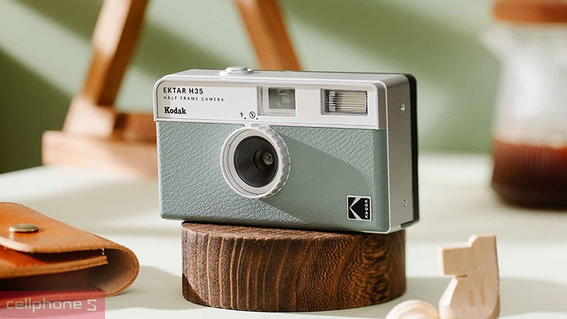 Máy ảnh Film Kodak Ektar H35N - Thiết kế thanh lịch và tiết kiệm phim
