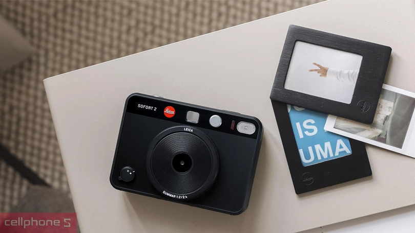 Ống kính của máy ảnh Leica Sofort 2