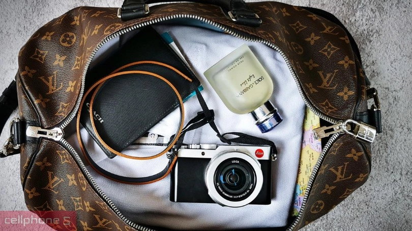 Thiết kế máy ảnh Leica D-Lux 7