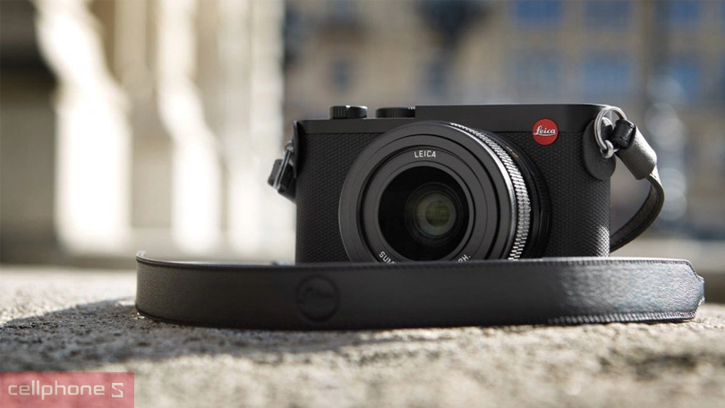 Ống kính máy ảnh Leica Q2