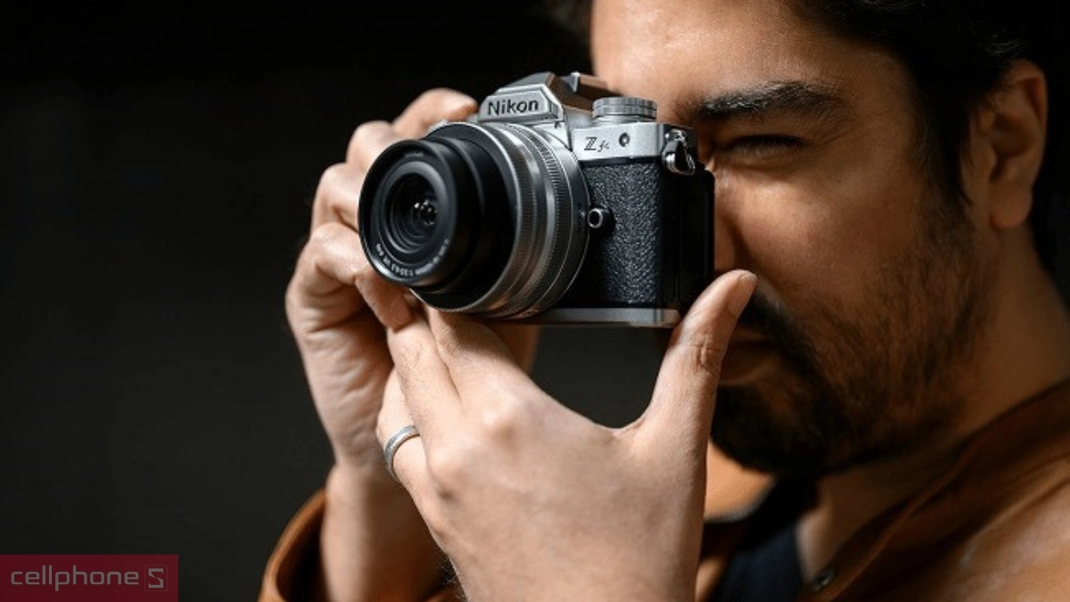 Ống kính máy ảnh Nikon Z FC Kit kèm ống kính Z 28mm F2.8