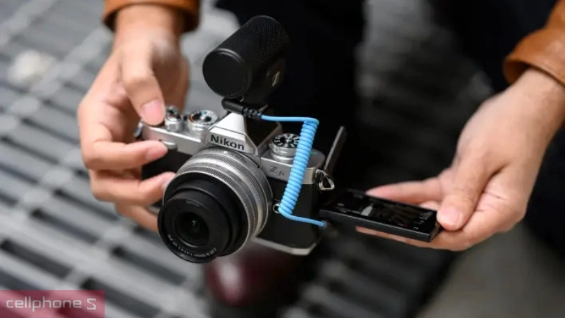 Micro tích hợp cho âm thanh chất lượng