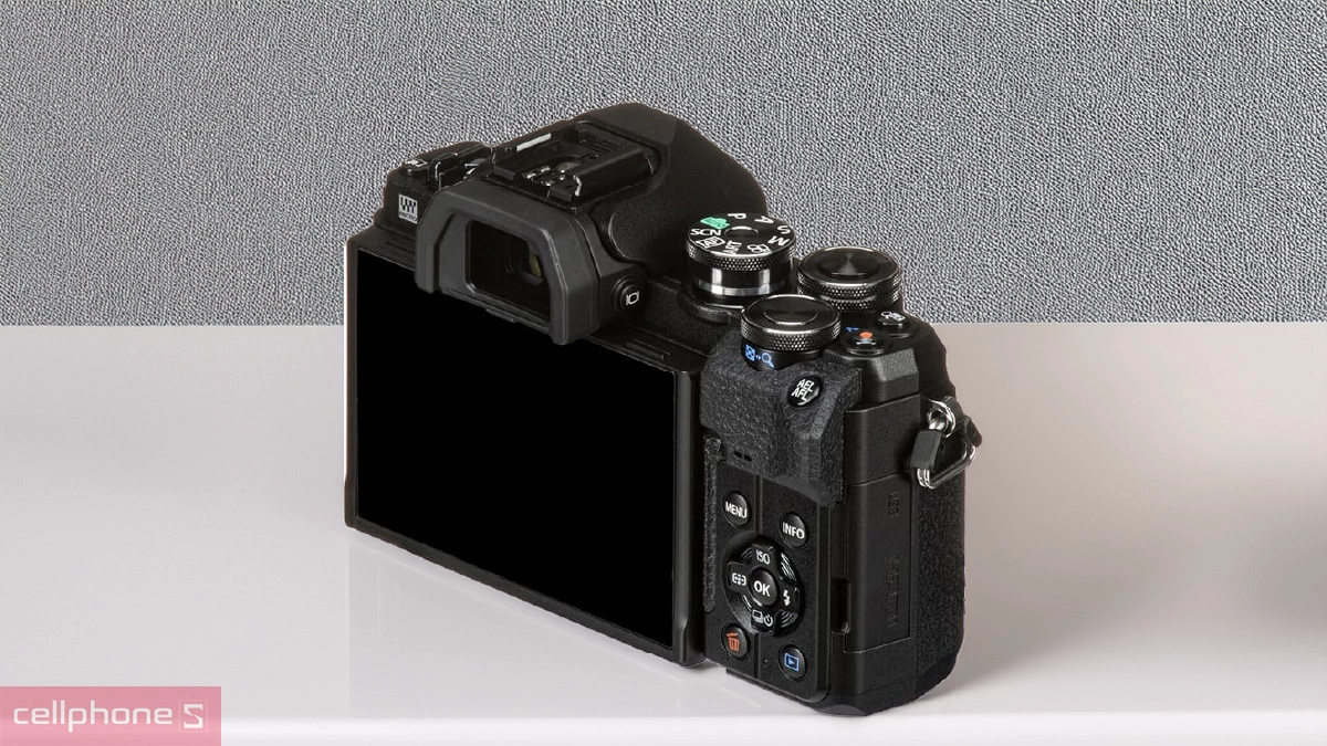 Khả năng thu âm của máy ảnh OM SYSTEM OM-D E-M10 Mark IV