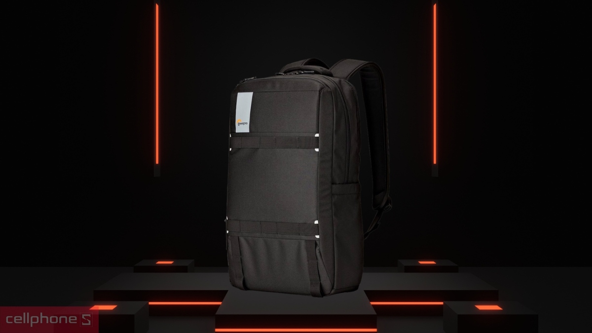 Ngăn điện thoại phía trước của Balo Lowepro Urbex BP 20L