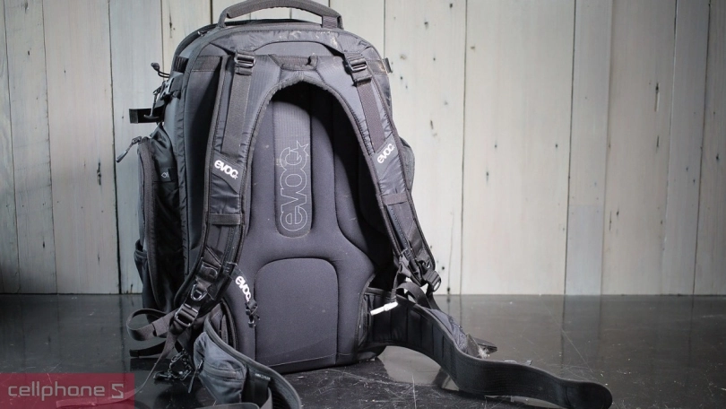 Thiết kế và tính năng