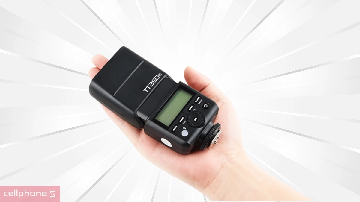 Thiết kế hiện đại, nhỏ gọn của đèn Flash Godox TT350