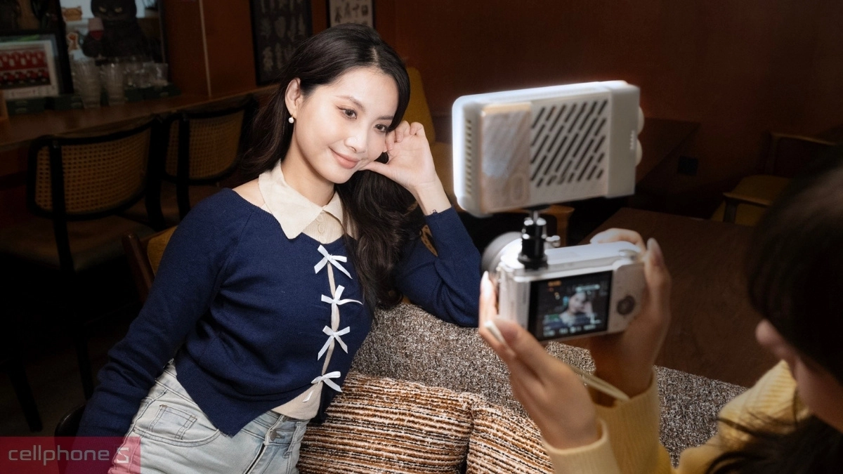 Công suất mạnh mẽ của Đèn trợ sáng cầm tay Zhiyun Fiveray M40SE