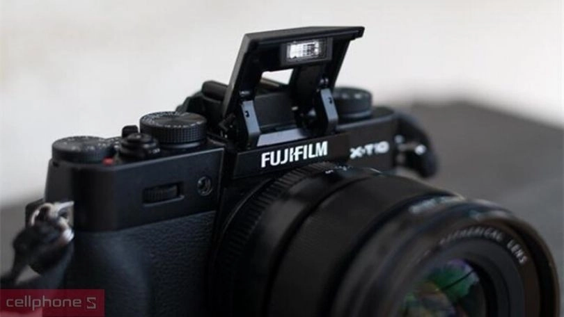 Đèn flash cóc (Pop-up flash)