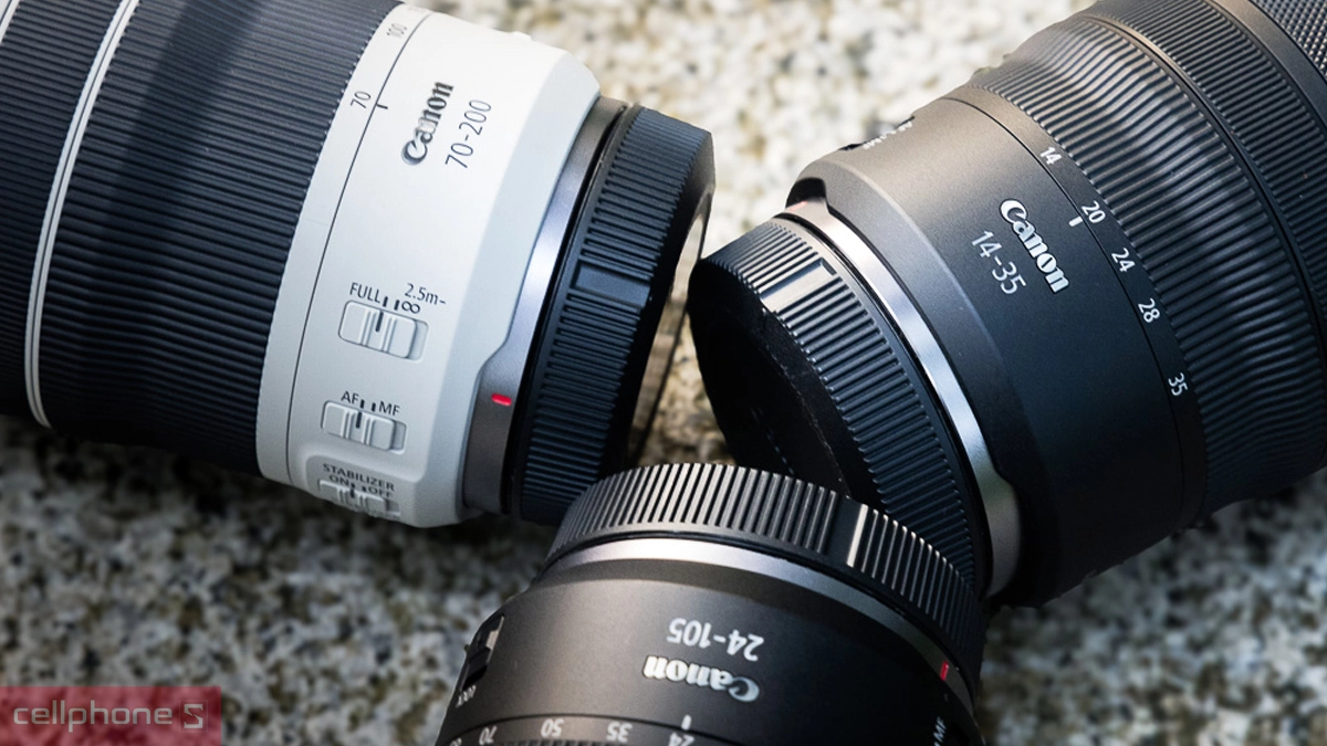 Ống kính zoom đa dụng