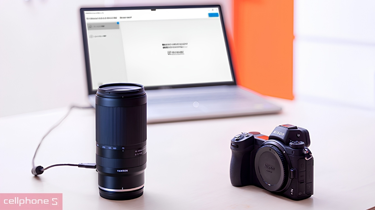 Dải zoom linh hoạt trên Lens Tamron 18-300mm F3.5-6.3 for Fujifilm X