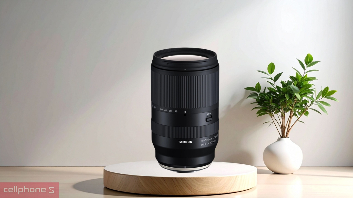 Khả năng chụp macro gần của Lens Tamron 18-300mm F3.5-6.3 for Sony E