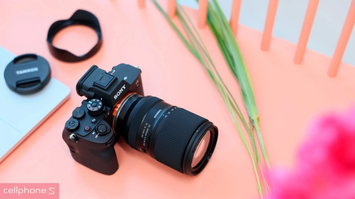 Khả năng lấy nét ấn tượng của lens Tamron 25-200mm F2.8-5.6 for Sony E