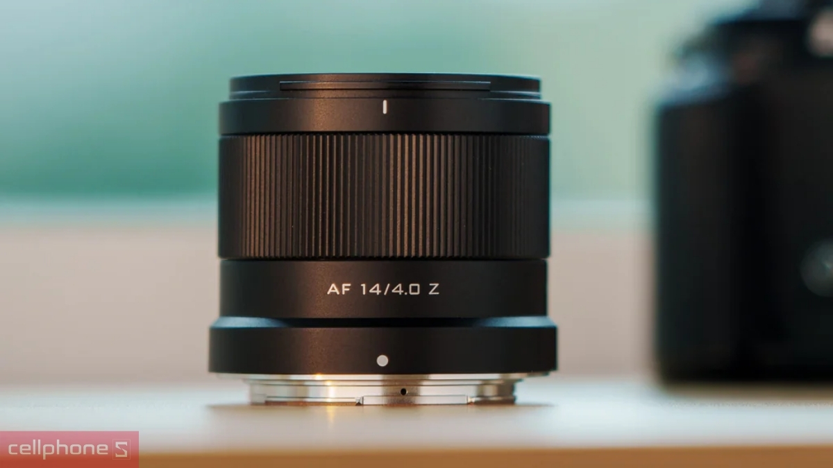 Thiết kế gọn nhẹ của lens Viltrox AF 14mm F4.0 ngàm Nikon Z