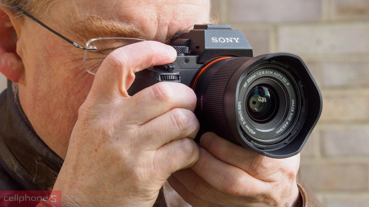 Góc nhìn lens Viltrox AF 20mm F2.8 ngàm Sony FE