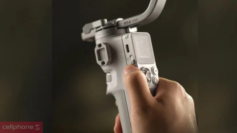 Phụ kiện cần thiết cho từng loại máy ảnh