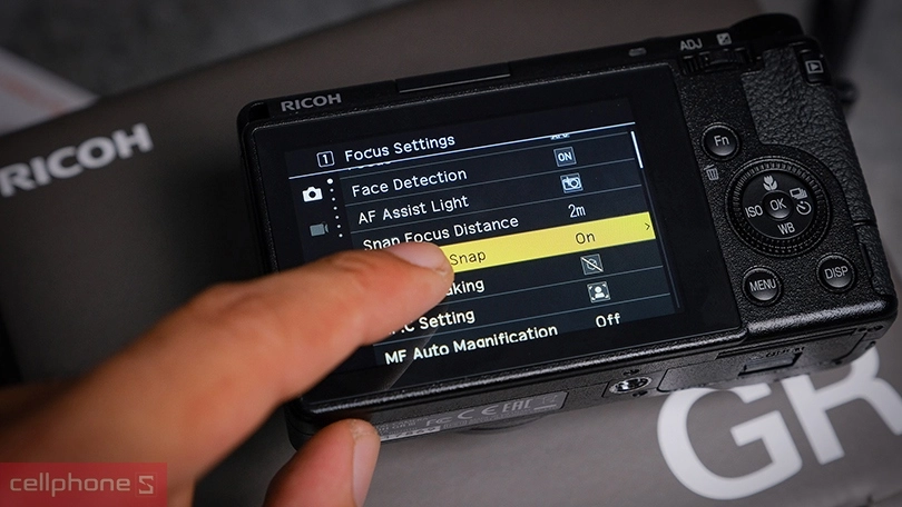 Ưu điểm khi dùng máy ảnh Ricoh