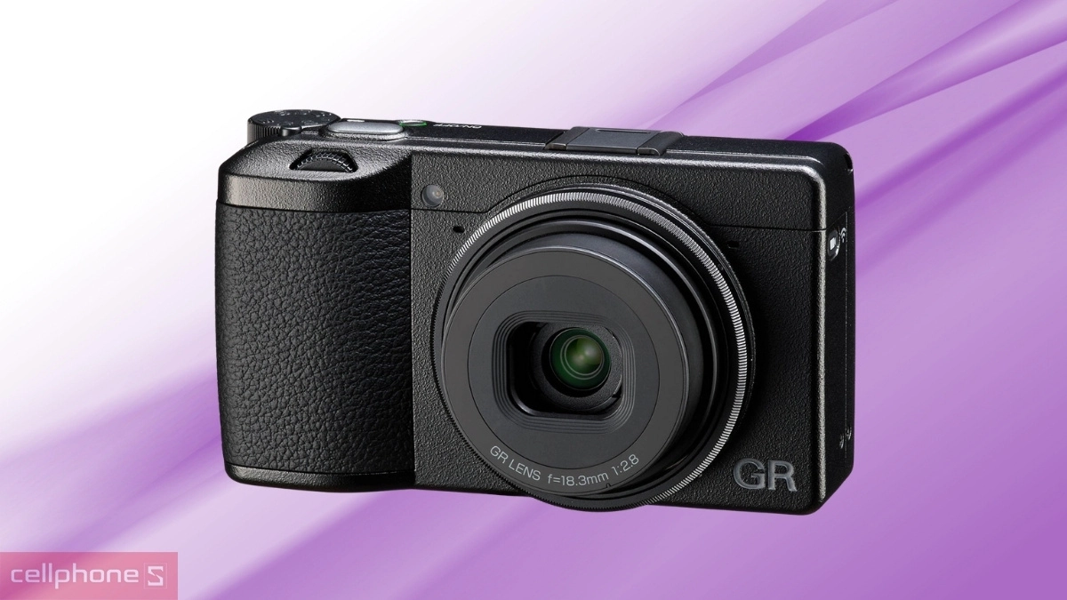 Cảm biến độ phân giải cao của máy ảnh Ricoh GR III HDF