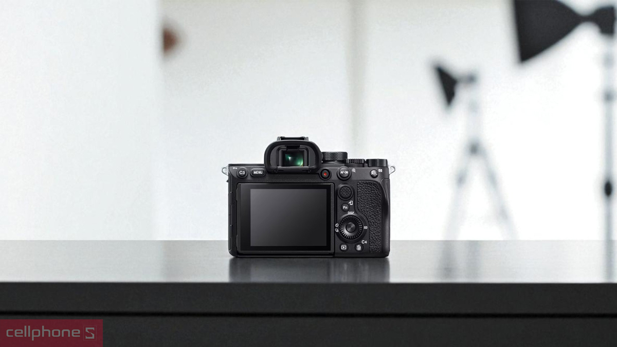 Thiết kế máy ảnh Sony Alpha A7R IVA