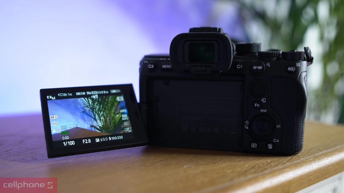 Pin và thời lượng sử dụng của máy ảnh Sony Alpha A7S III