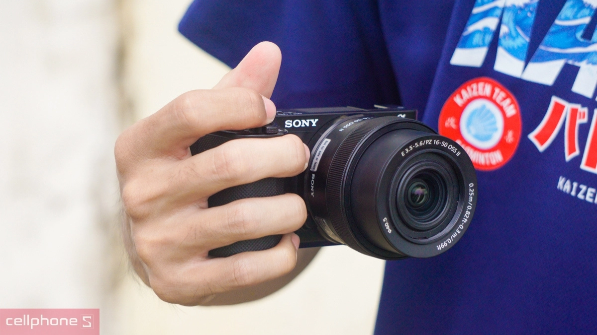 Sony ZV E10 có khả năng kết nối tiện lợi và đa dạng