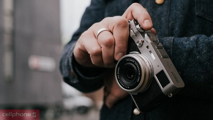 pin máy ảnh Compact bền bỉ, dùng trong thời gian dài