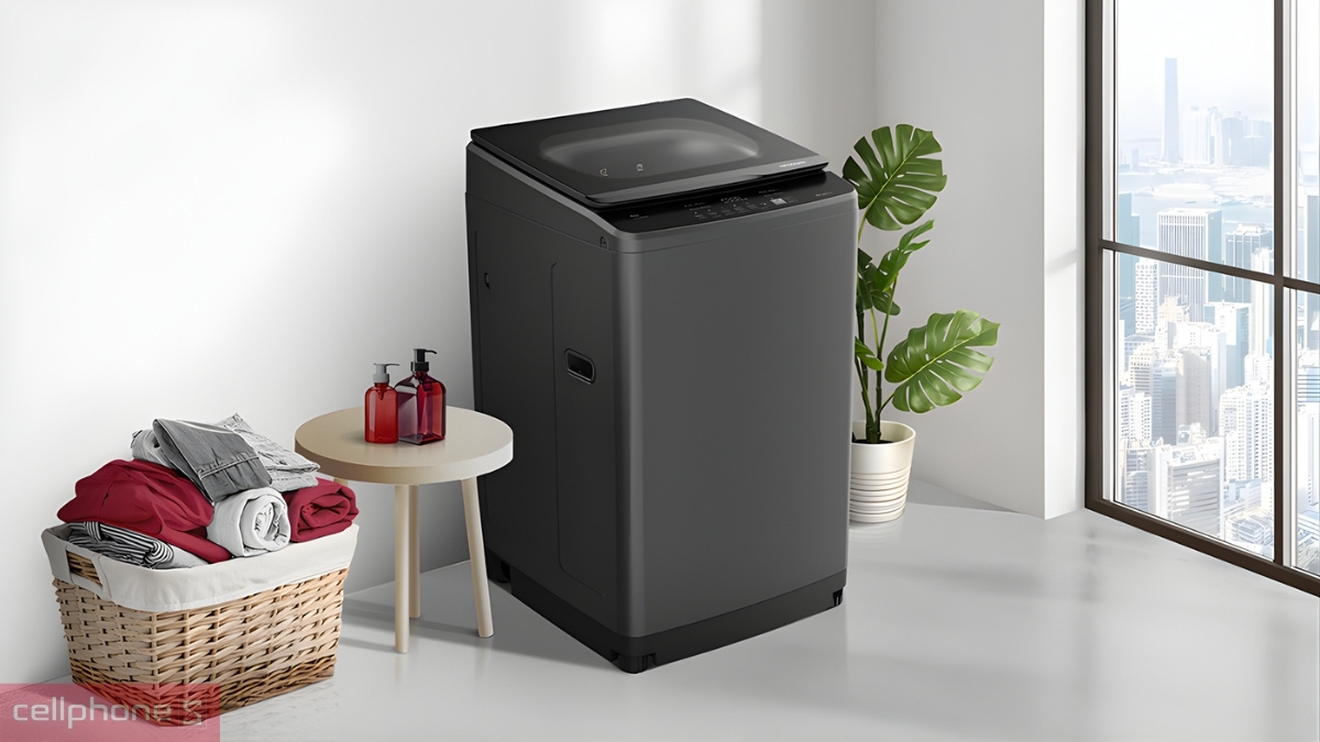 Kiểm tra quần áo cùng các vật dụng trước khi giặt