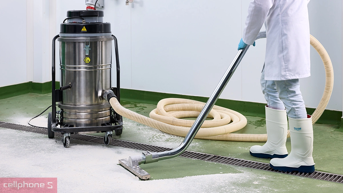 Máy hút bụi công nghiệp công suất lớn hỗ trợ hút bụi khô, rác và chất lỏng hiệu quả 