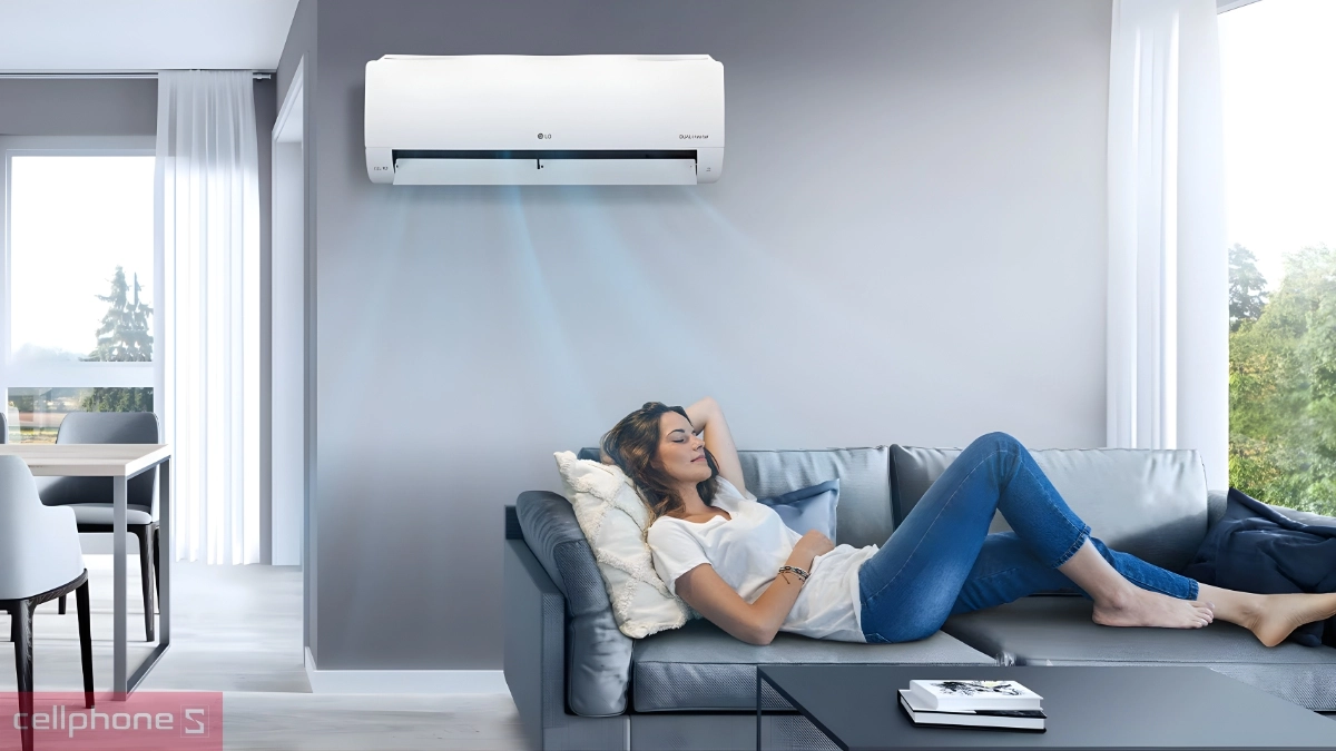 Dàn tản nhiệt Gold Fin™ của máy lạnh LG Inverter 2.5 HP IEC24M2