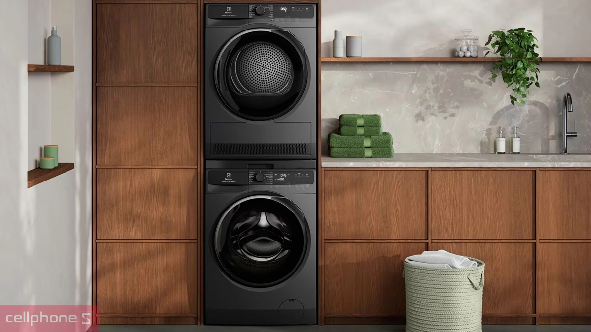 Máy sấy bơm nhiệt Electrolux 8kg (EDH803J5SC) tiết kiệm điện
