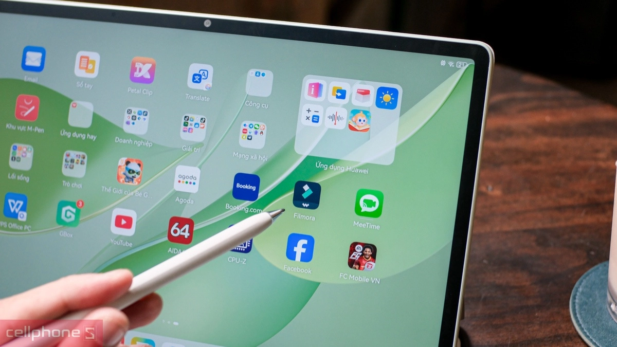 AI trên máy tính bảng Huawei MatePad 12 X kèm bàn phím