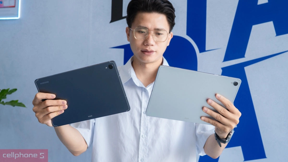 Samsung Galaxy Tab S11 bản tiêu chuẩn hỗ trợ kết nối Wi-Fi và 5G