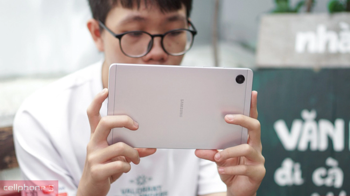 Dung lượng pin 7040mAh máy tính bảng Samsung Galaxy Tab A11 Plus WiFi