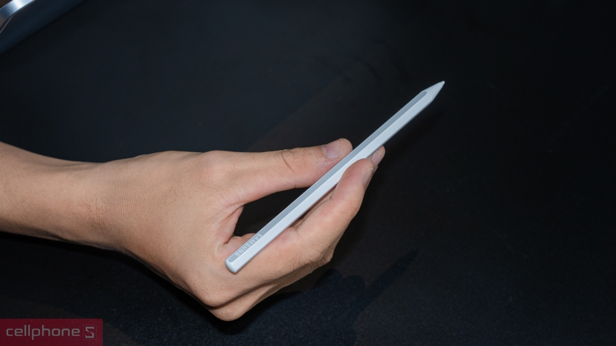 S Pen là công cụ hỗ trợ đắc lực trên Samsung Tab