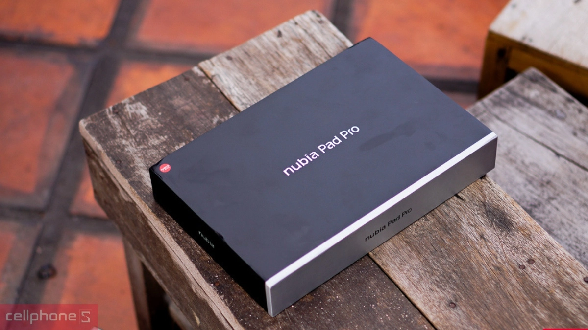 So sánh Nubia Pad Pro với Nubia REDMAGIC Nova Gaming