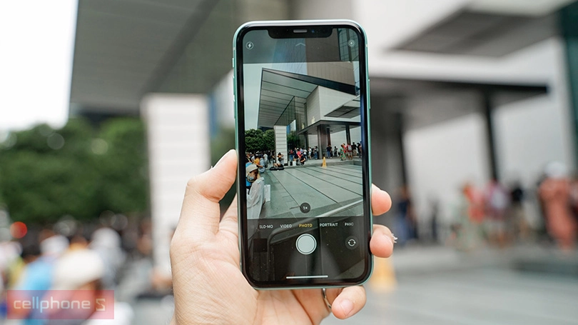 Giá iPhone 11 thường
