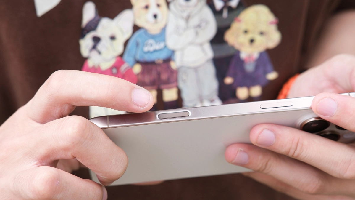 Apple iPhone 16 Pro Max có viền mỏng