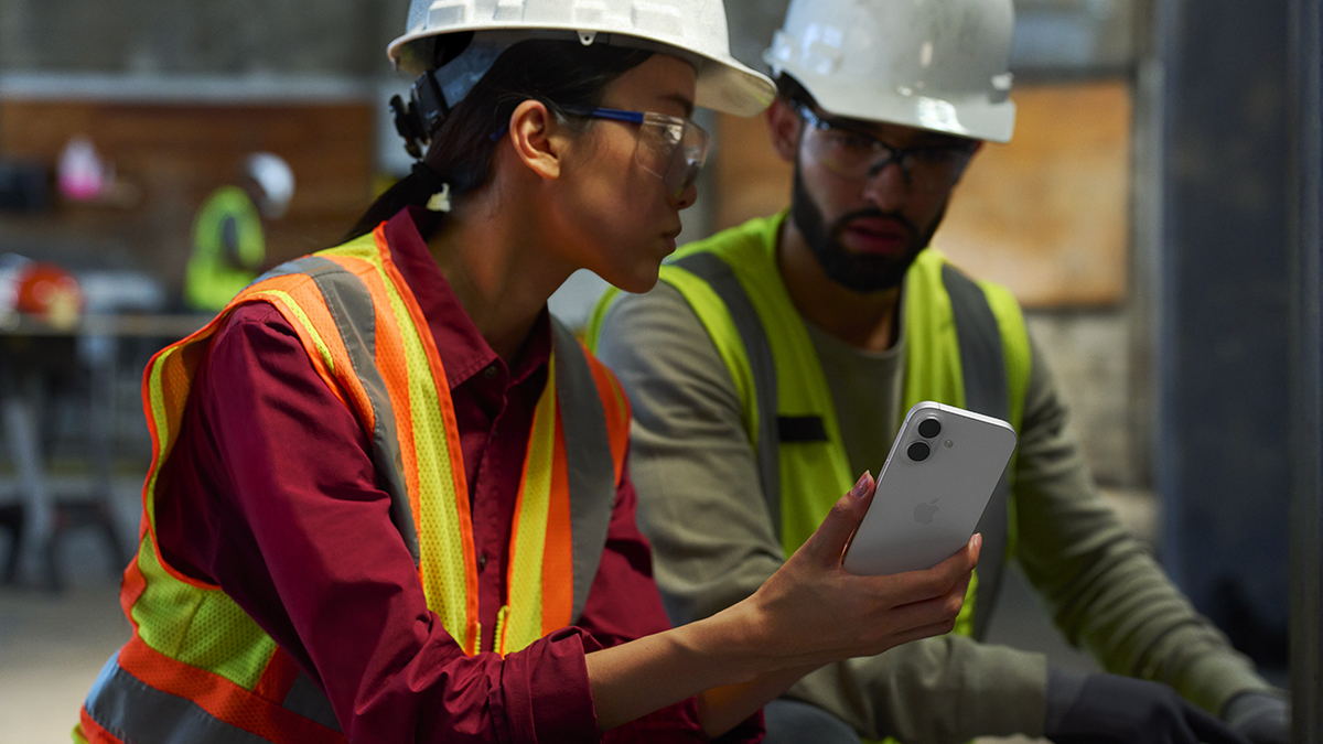 iPhone 17 hỗ trợ Apple Intelligence và ChatGPT