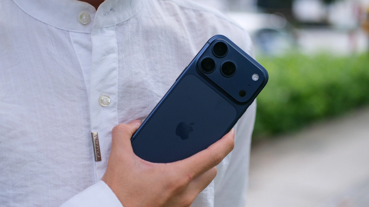 Đập hộp iPhone 17 Pro