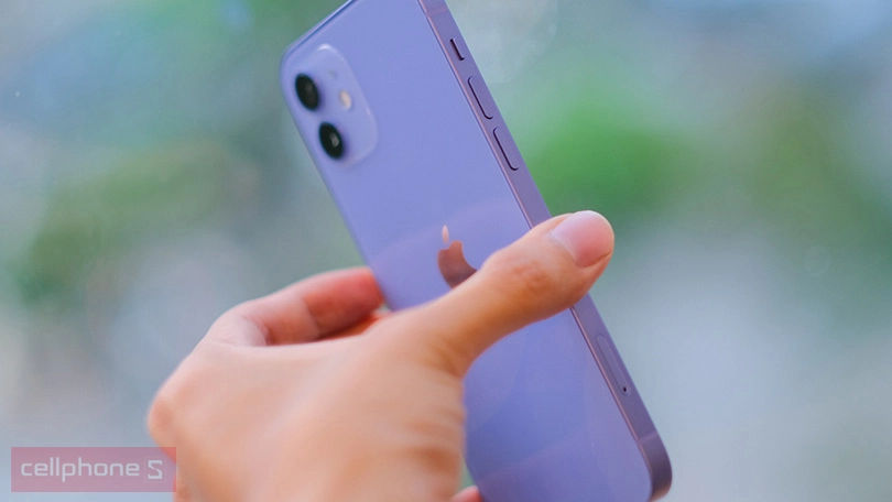 Đánh giá pin iPhone 12