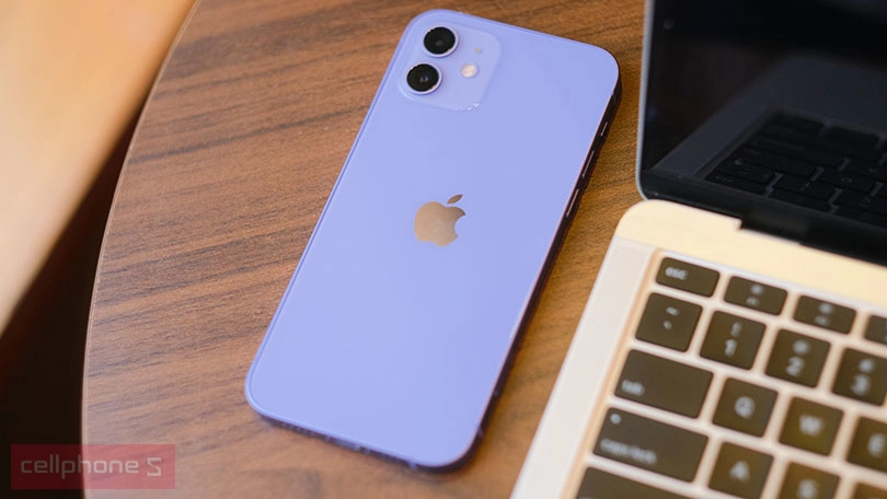 Hệ điều hành trên iPhone 12